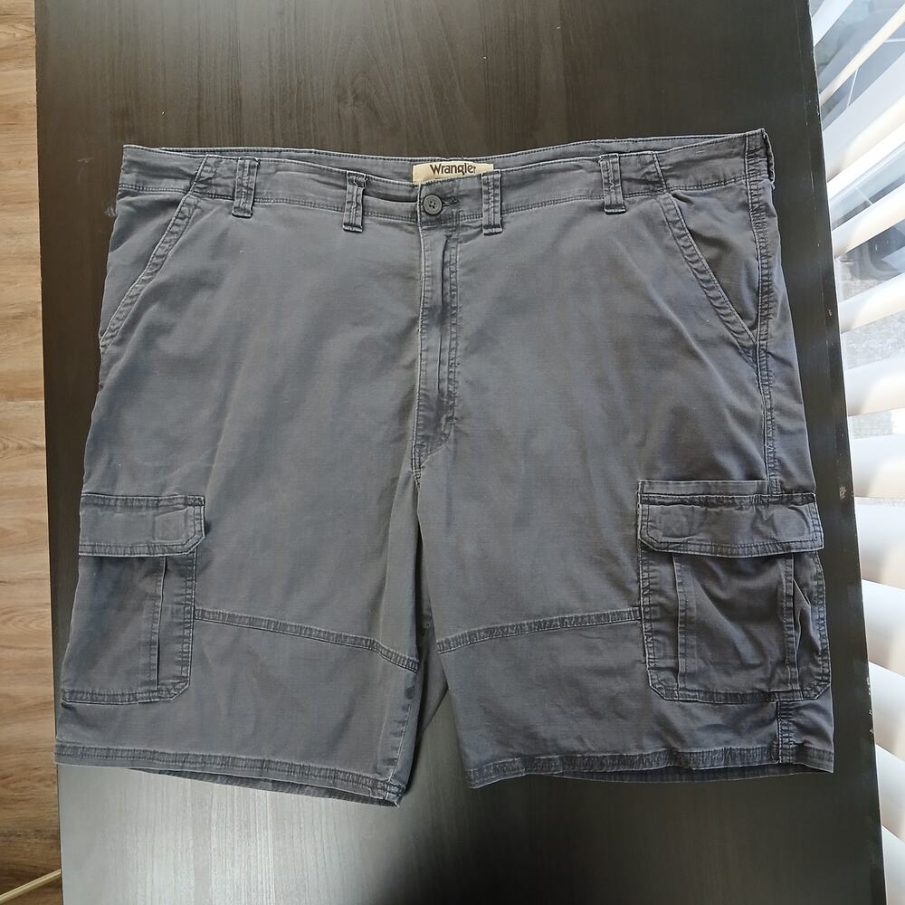 Wrangler Authentics Grey Stretch Cargo Shorts Mens 48 high rise 48Wx9L zip